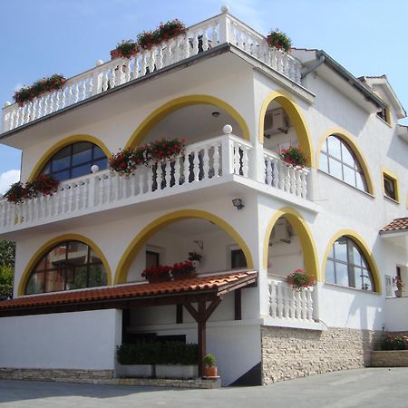Villa Flora Malinska Ngoại thất bức ảnh