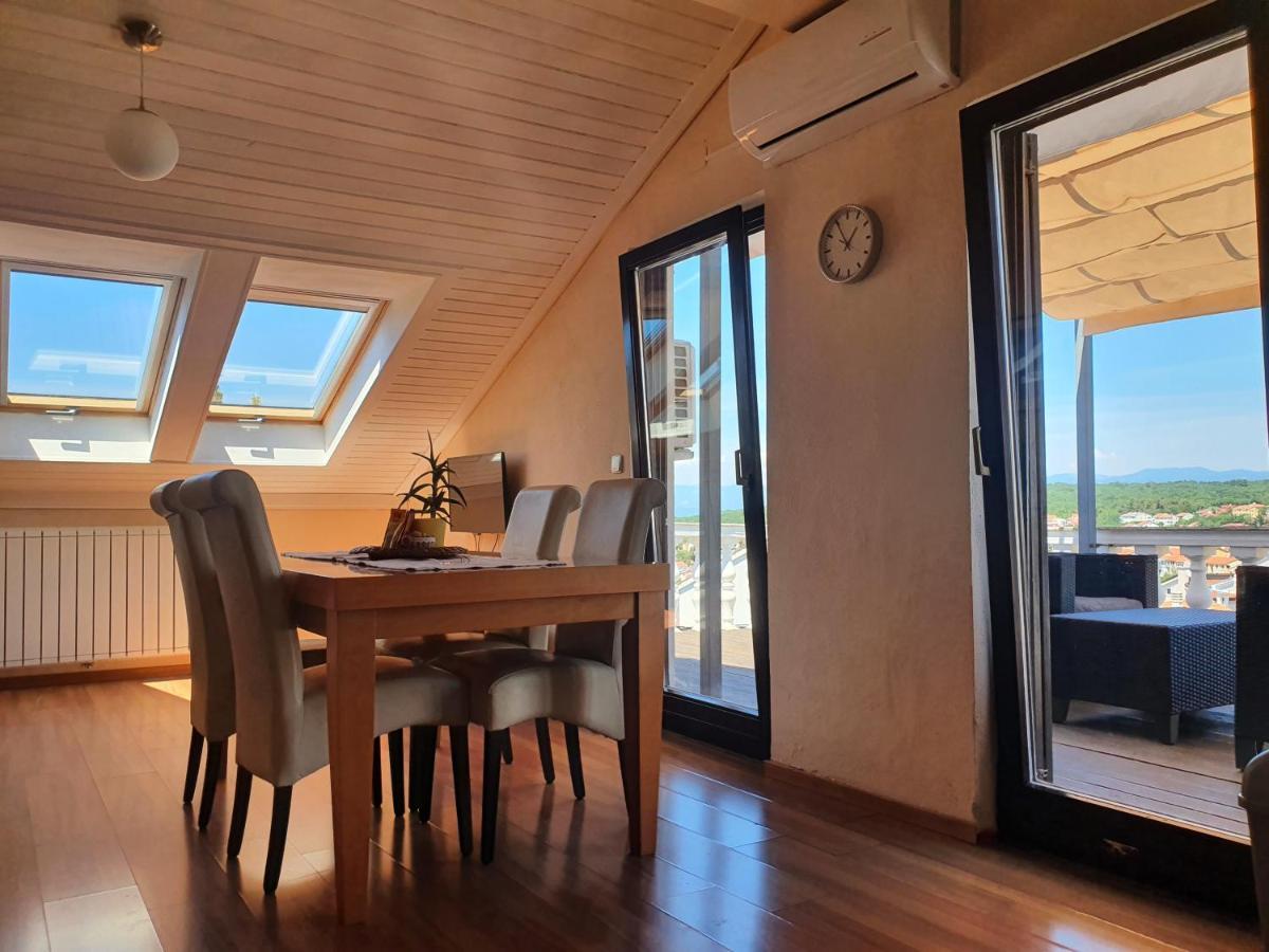 Villa Flora Malinska Ngoại thất bức ảnh