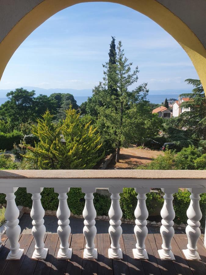 Villa Flora Malinska Ngoại thất bức ảnh