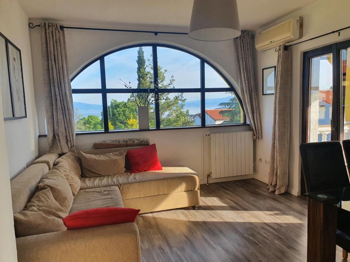 Villa Flora Malinska Ngoại thất bức ảnh